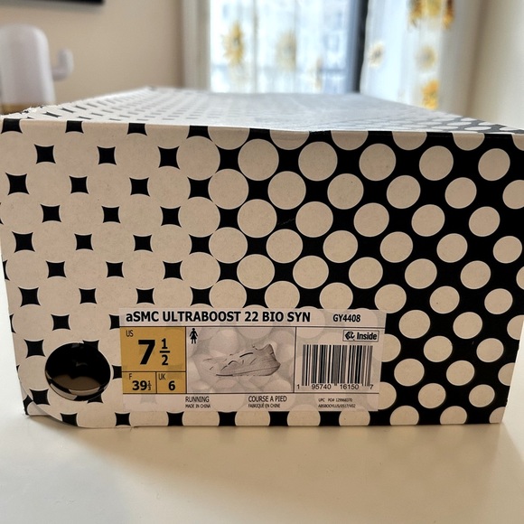 NWT Adidas Stella McCartney UltraBoost 22 Sneakers - Purple Accents - Picture 9 of 9